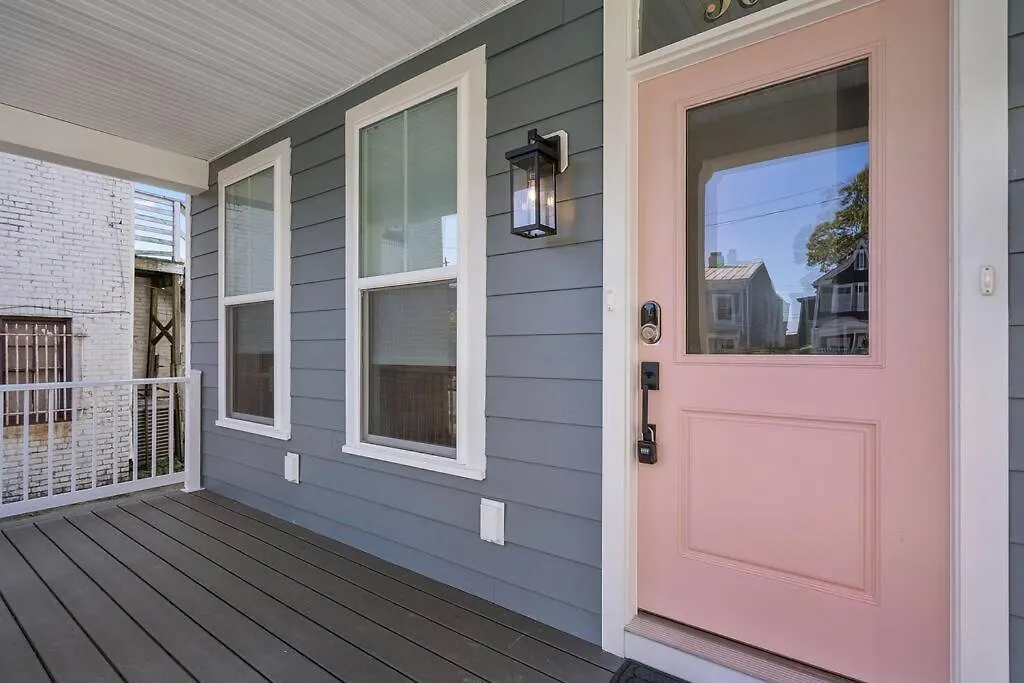 Duplex With Balcony And Spacious Dog-Friendly Oasis! Richmond 0*,  United States